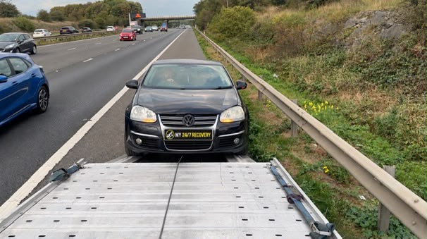 VW vehicle recovery on the M18 near Doncaster by MY 24/7 Recovery